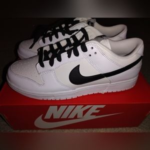 Nike Dunk Low Retro